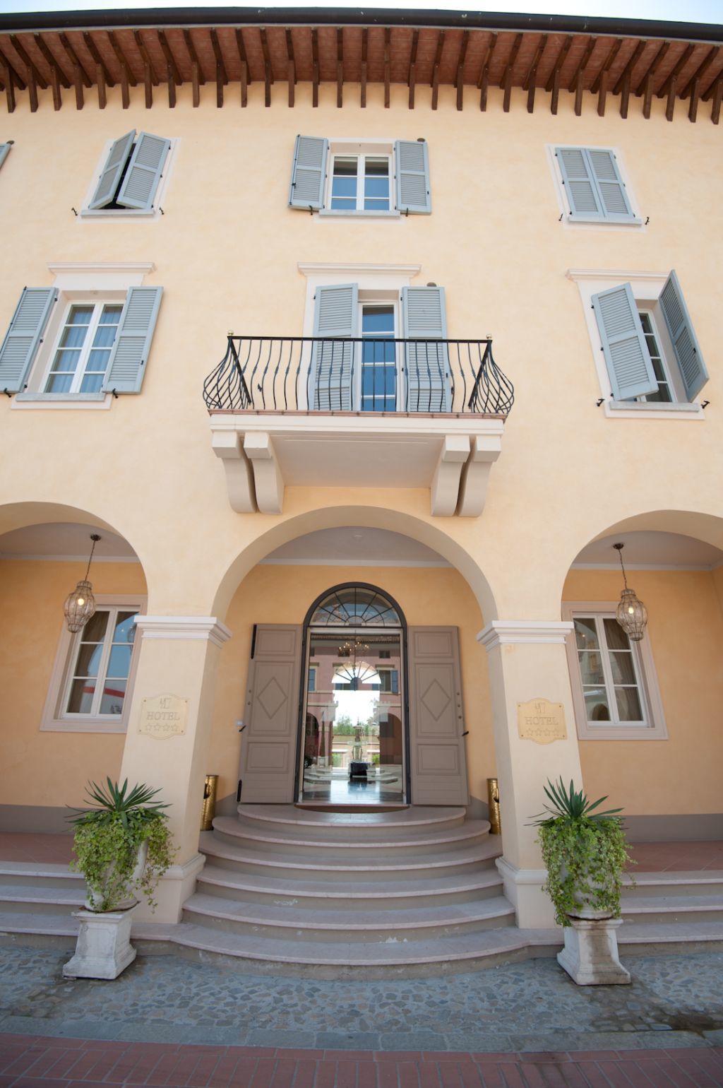 Matilde Di Canossa Golf Spa & Hotel Resort レッジョ・エミリア エクステリア 写真